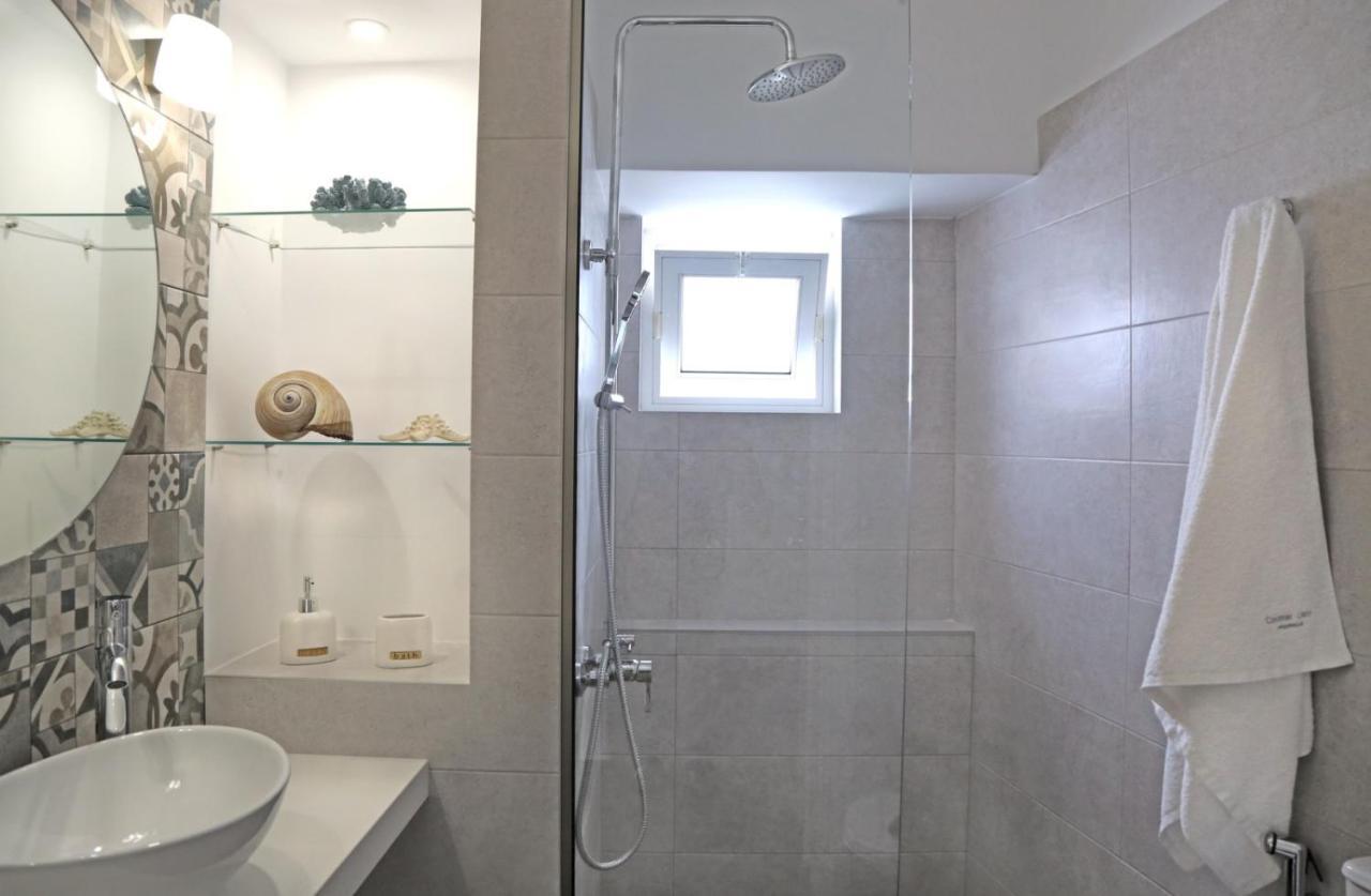Central Cozy Residences Sitia  Bagian luar foto