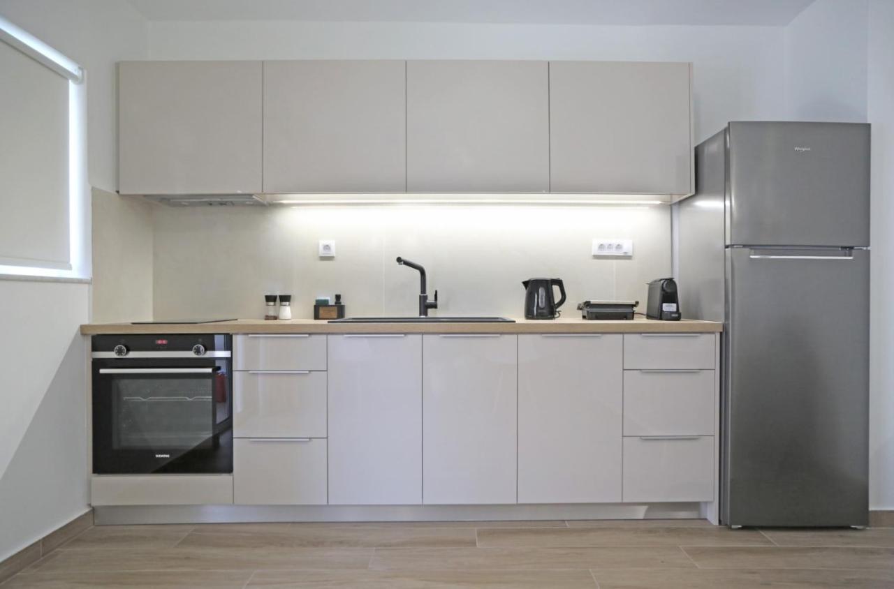Central Cozy Residences Sitia  Bagian luar foto